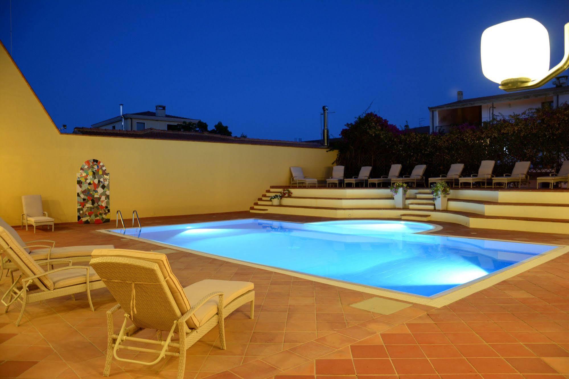 Hotel Orri Tortolì Dış mekan fotoğraf